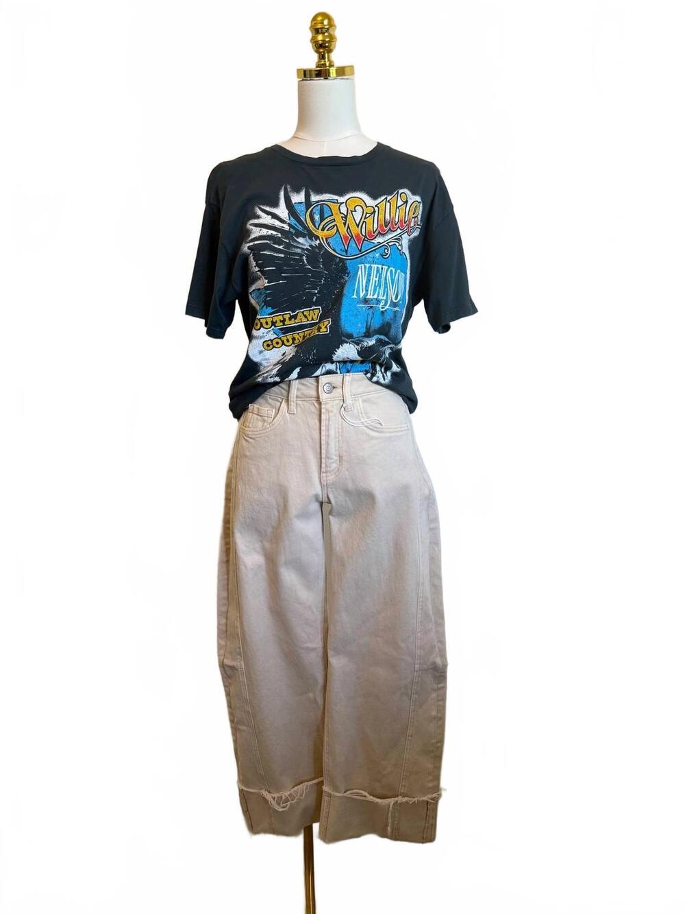 NEW FLYING MONKEY women's barrel cuff jean in cream